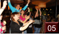 Das total begeisterte Publikum whrend der Karaokeparty (Staffel 1-10) im ALEX am Alexanderplatz.